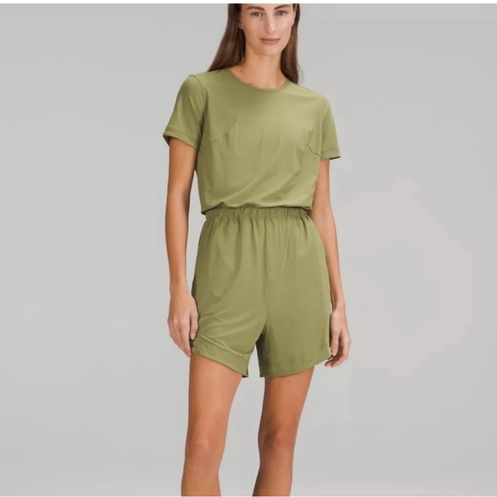Lululemon Lightweight High Neck Romper in Bronze Green Size 6 NWT BRZG